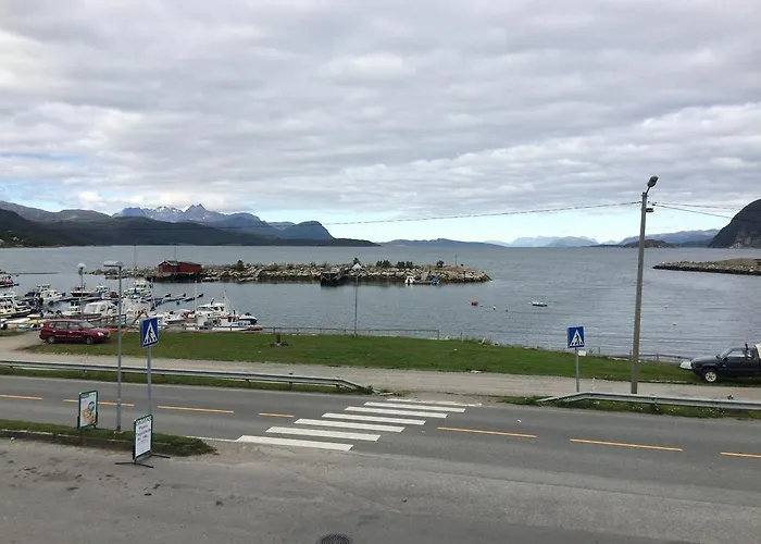 Casa de hóspedes Pa Taket Sørkjosen